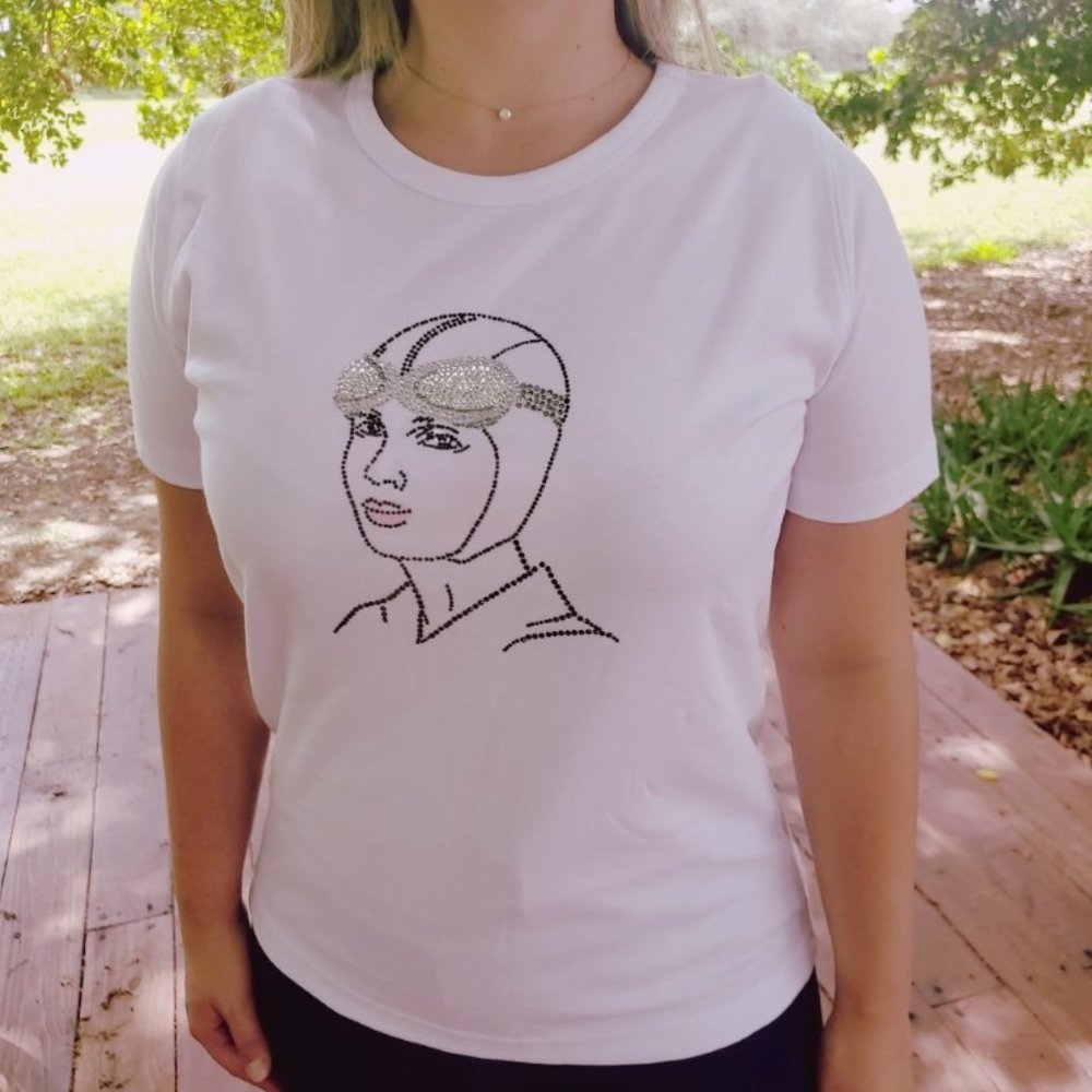 Amelia Earhart T-Shirt - Picture 2 of 6